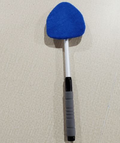 💥 💥 🔥 Windshield Cleaning Tool, Microfiber Car Window Cleaner with 4 Reusable and Washable Microfiber Pads and Extendable Handle